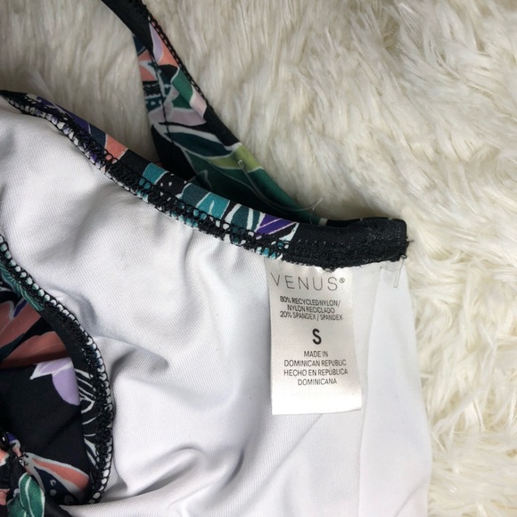 Venus Floral Bikini Top with Multicolor Design size Small - Picture 6 of 11